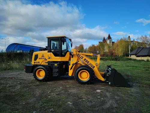 фронтальный погрузчик builder zl28