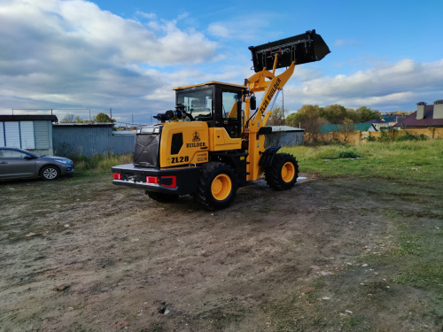 фронтальный погрузчик builder zl28