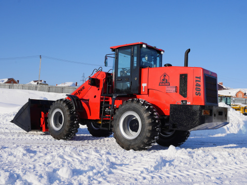 телескопический погрузчик builder tl40s